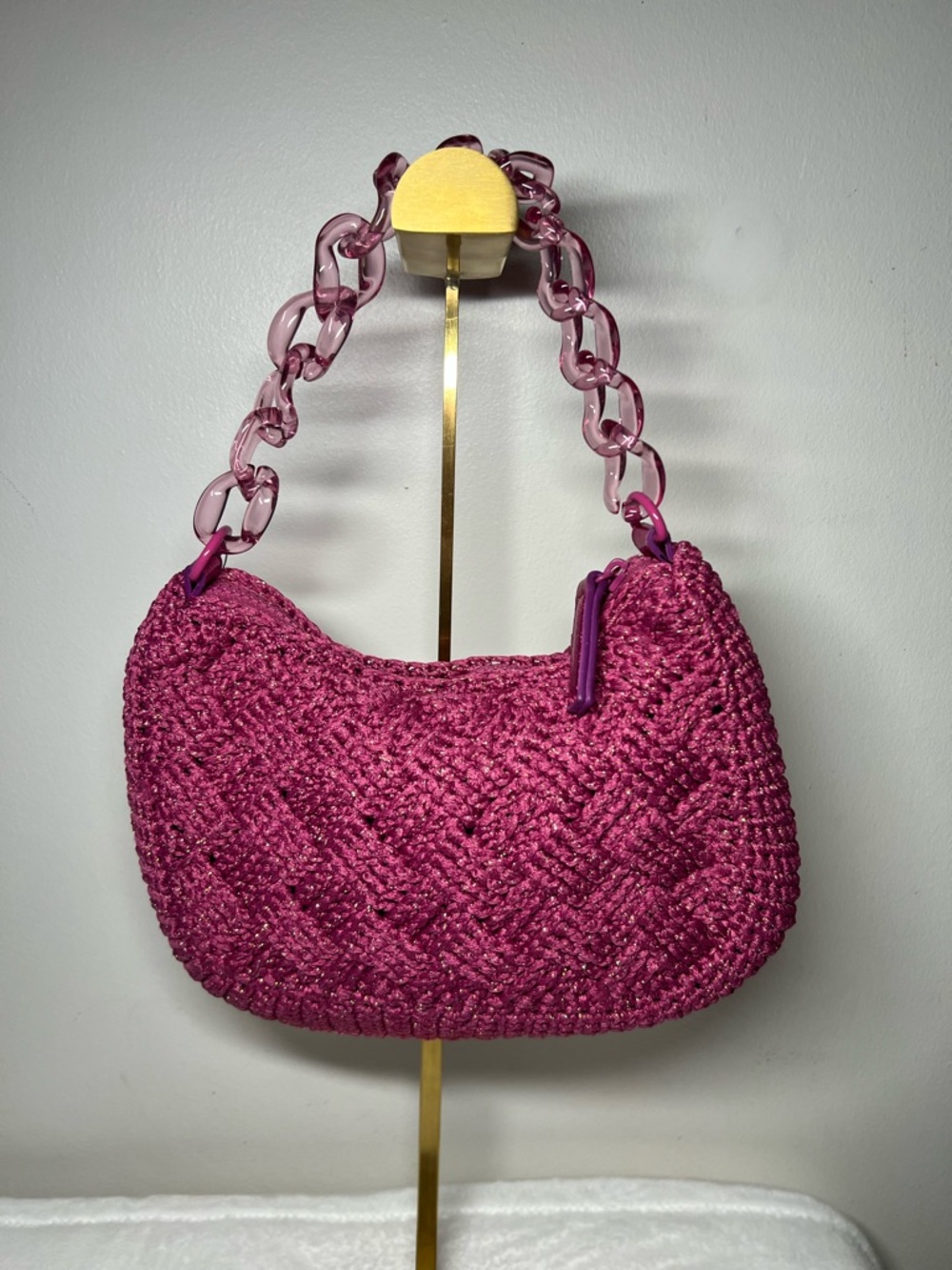 Kurt Geiger Crochet Crossbody and shoulder Bag in Pink Like New - Picture 3 of 12